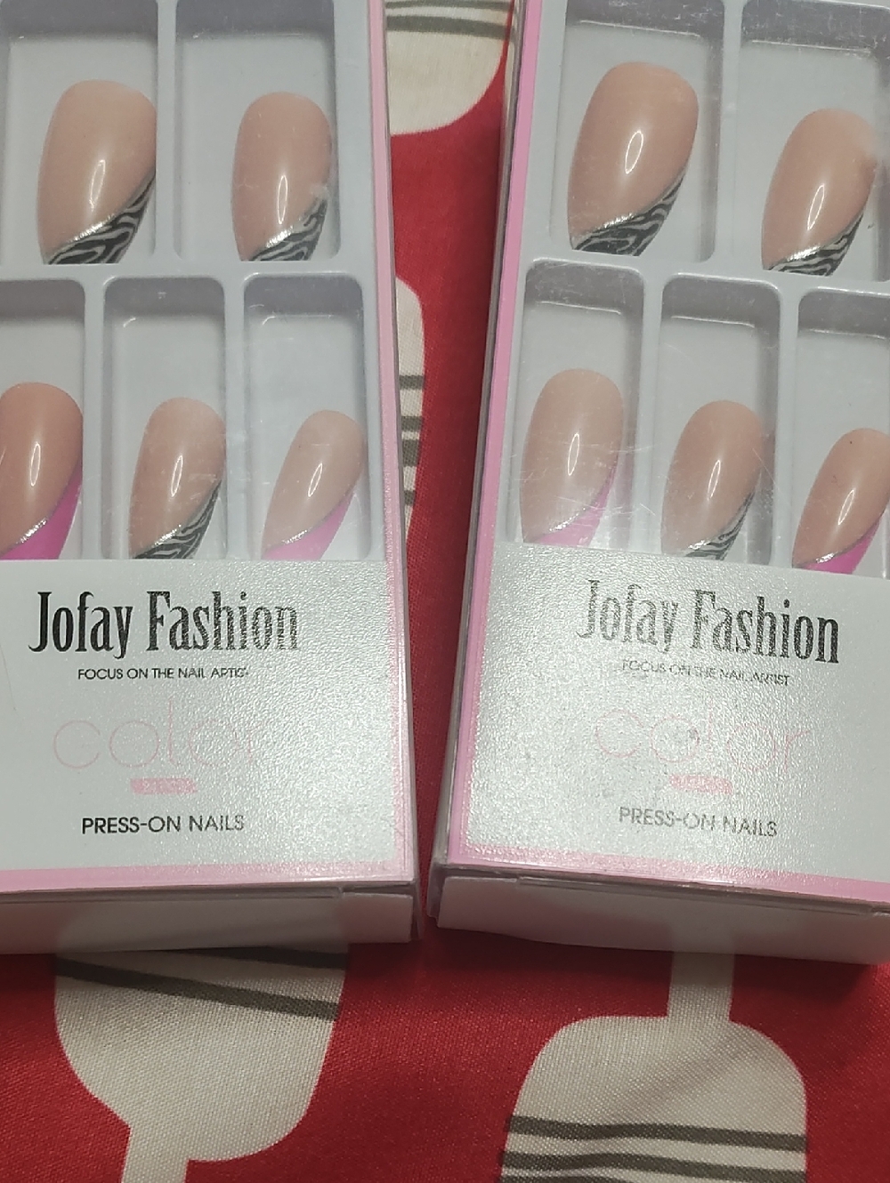 Jofay Fashion Nude Press-On Nails with Black And Pink Accent
